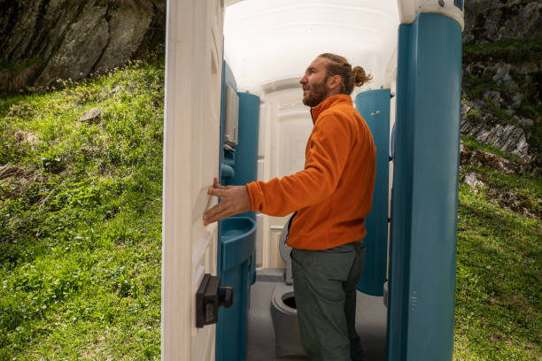 Best Porta potty delivery and setup  in Washington, IA
