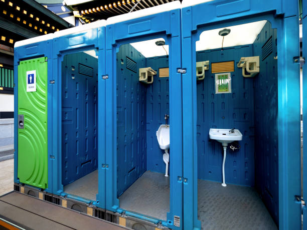 Best Porta potty delivery and setup  in Washington, IA